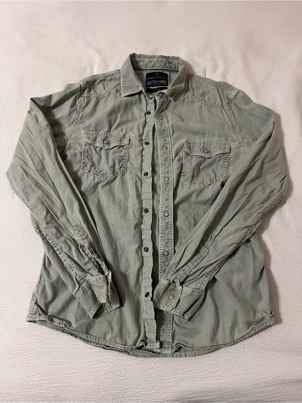 Angelo Litrico Women's Button-Down Utility Shirt in Sage Green